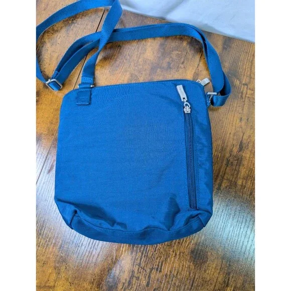 Baggallini Royal Blue Pocket Crossbody with RFID - Picture 5 of 10